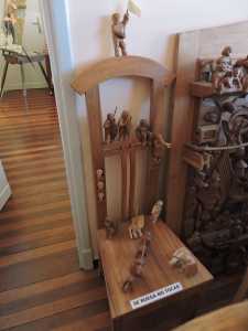 A great chair is not enough for Pepe.