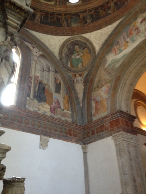 Another detail of the roof.