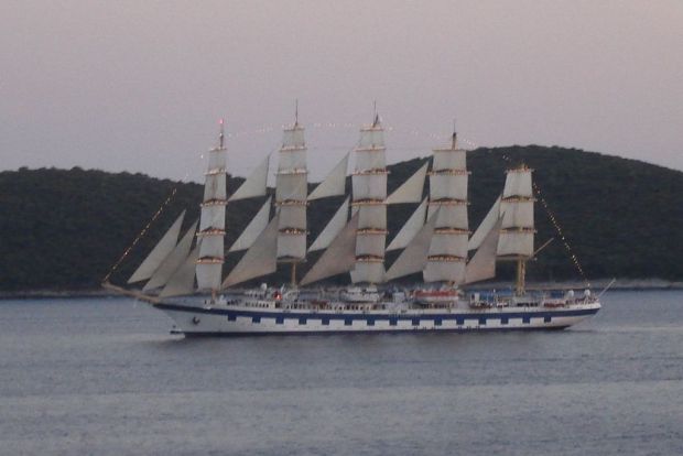 1024px-SV_Royal_Clipper2