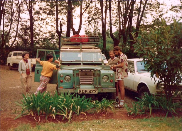 2-NbiDepSafariNgoro88